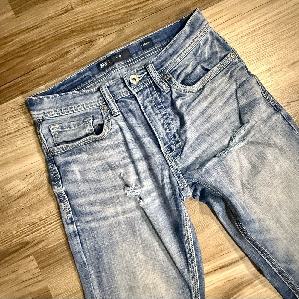 BKE Men's Jake Bootcut Faded Blue Distressed Jeans 30 x 34 - Picture 9 of 14